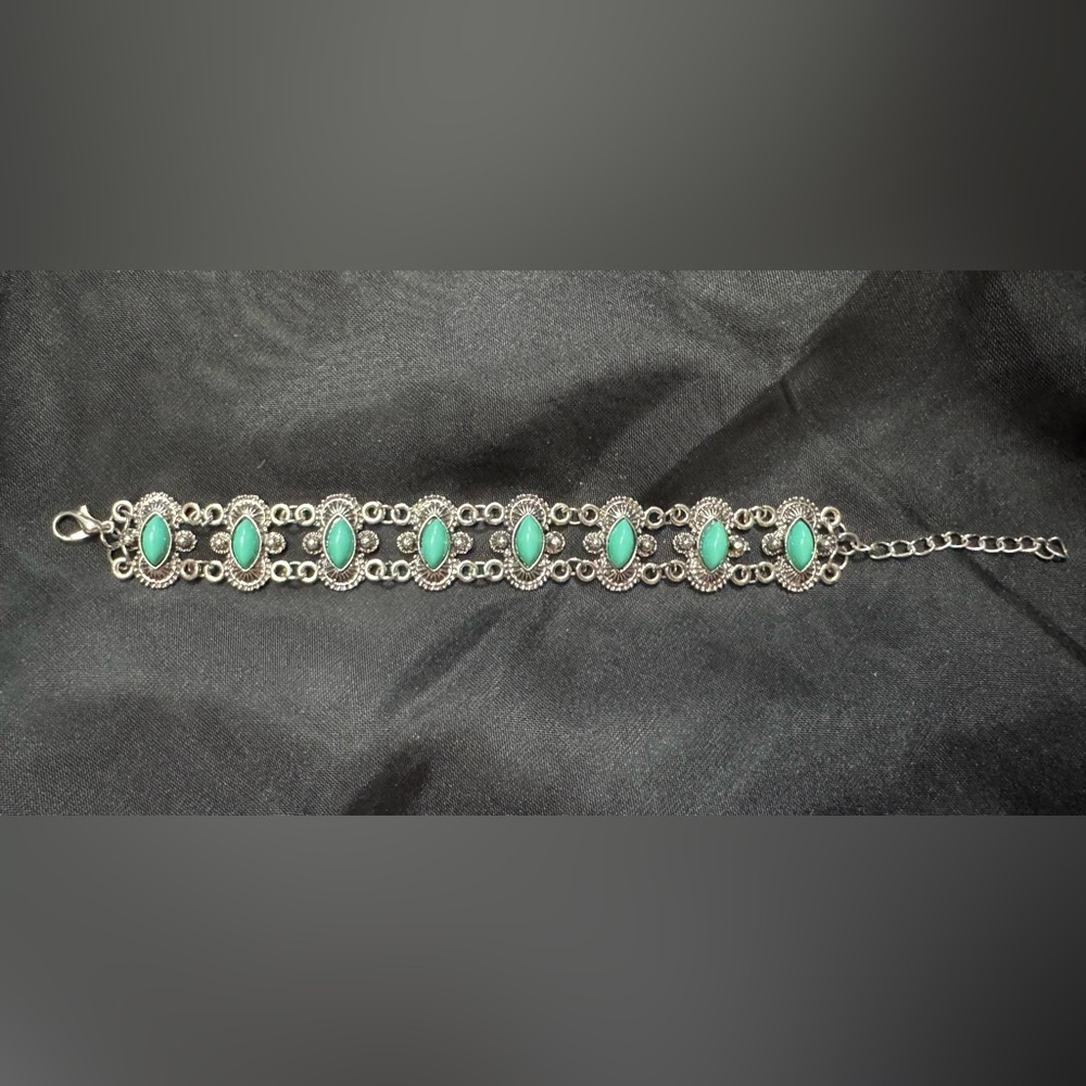 #285- Stylish Silver w/Turquoise Accents High Quality Handmade Bracelet